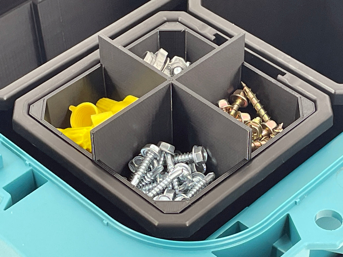 Makita MAKTRAK Deep Compact Organizer Box Compatible Small Nesting Bins - Black
