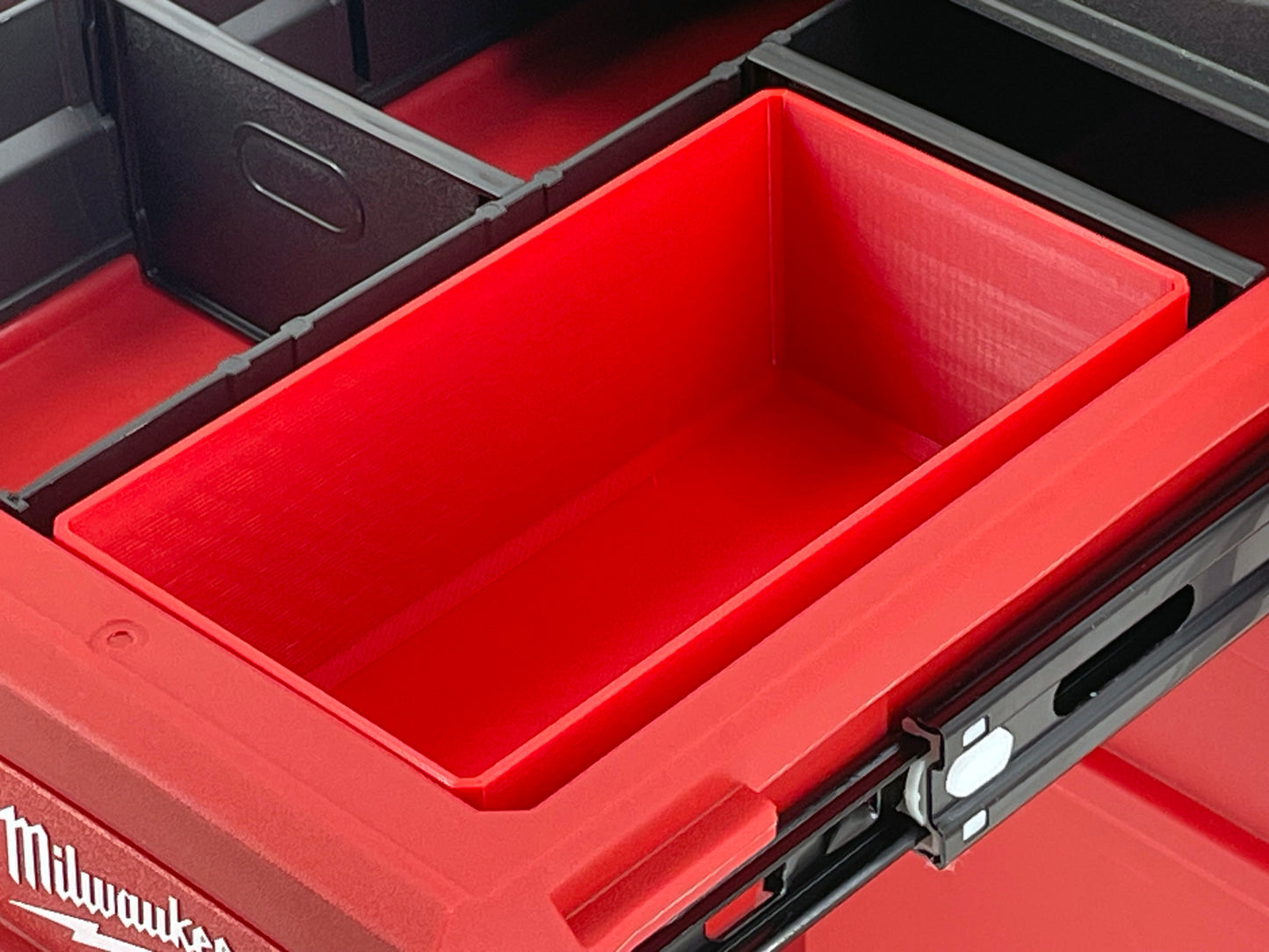 Milwaukee Packout 4-Drawer Tool Box Compatible Medium Nesting Bins - Red