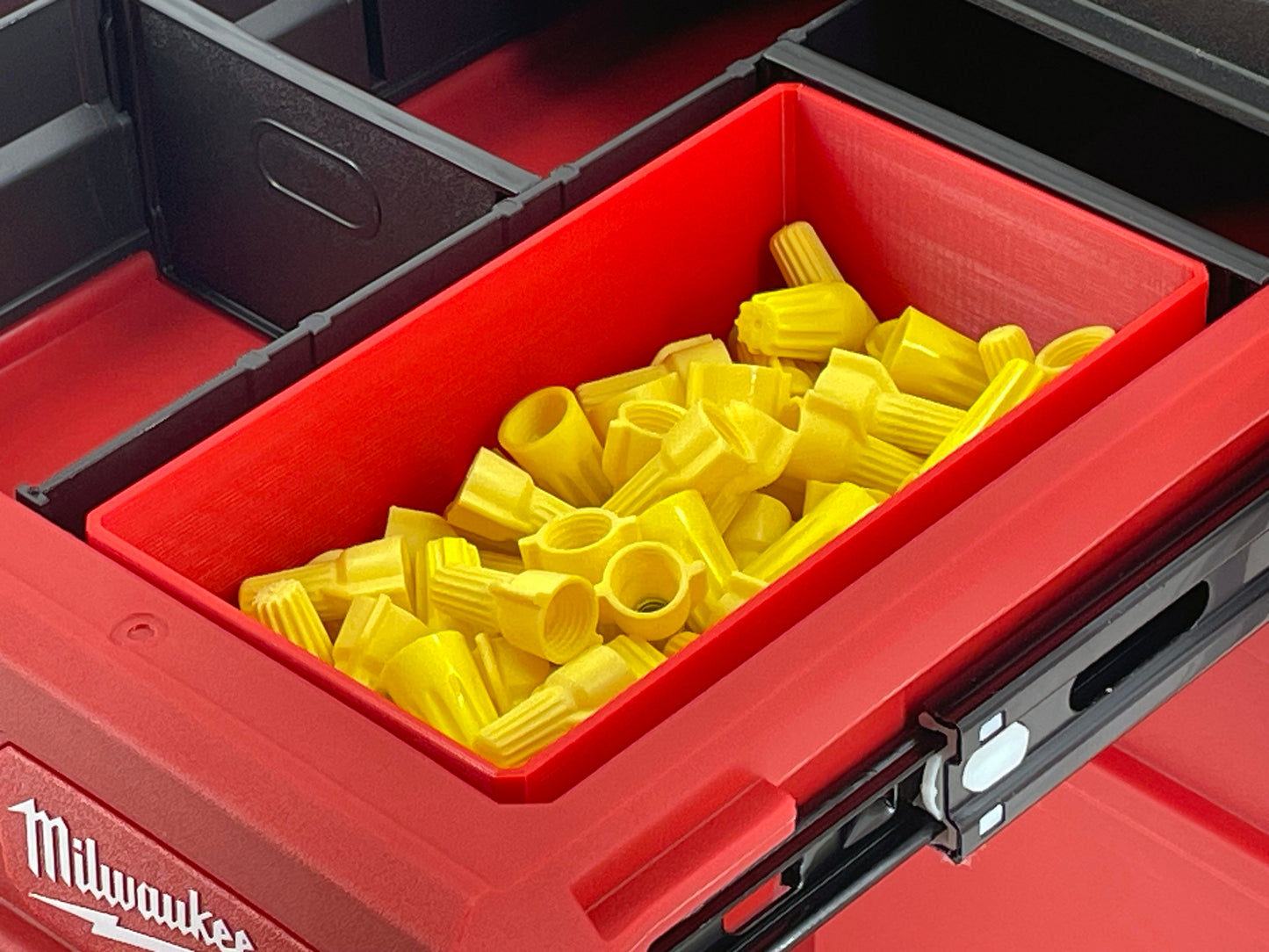 Milwaukee Packout 4-Drawer Tool Box Compatible Medium Nesting Bins - Red